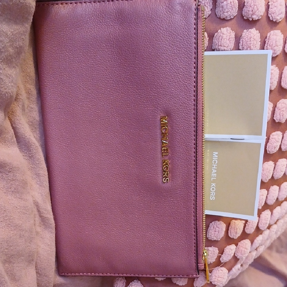 Michael Kors Rose Gold Zip Pouch